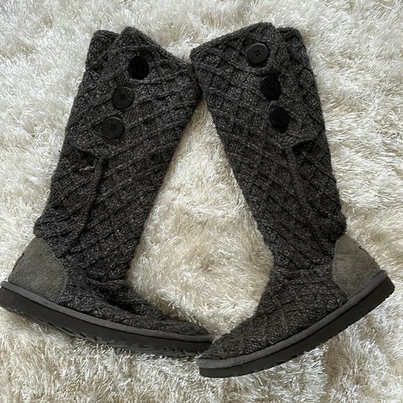 Ugg Latice Cardy Knit Boots Charcoal Gray Warm Wool Buttons Sz 8 Australia - Picture 4 of 9